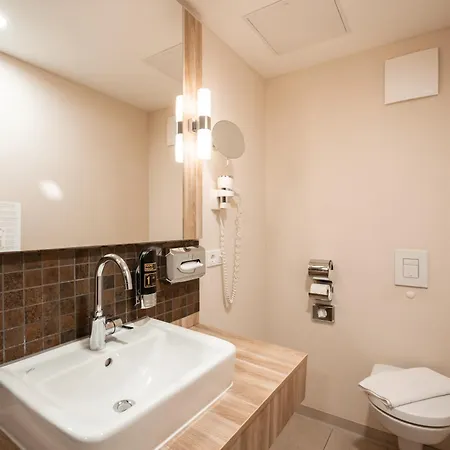 Отель Weinhotel Wasem Ингельхайм-ам-Райн