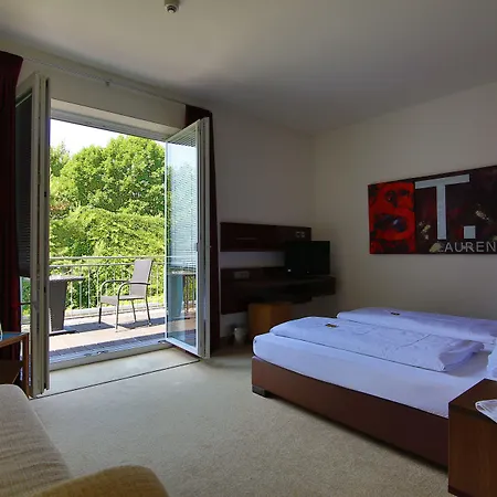 Отель Weinhotel Wasem 3*