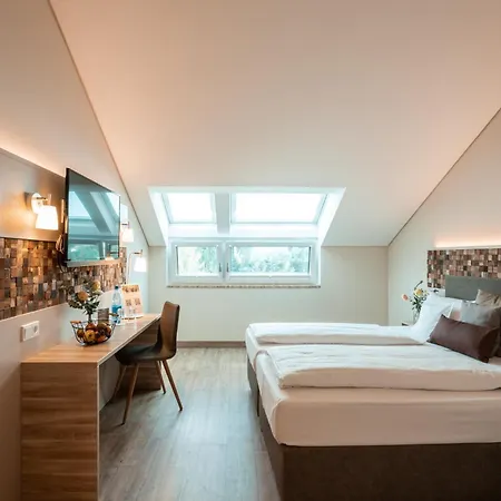 מלון Weinhotel Wasem