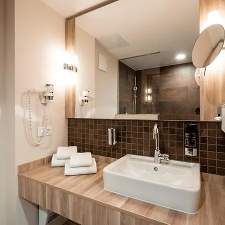 Weinhotel Wasem 3* 인겔하임암라인
